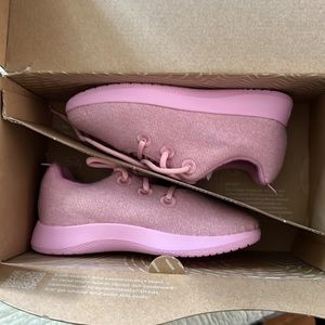 Kids size 12T pink allbirds.